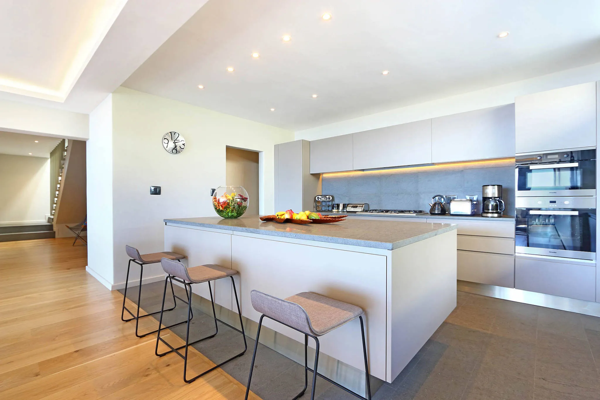 property_[object Object]_9