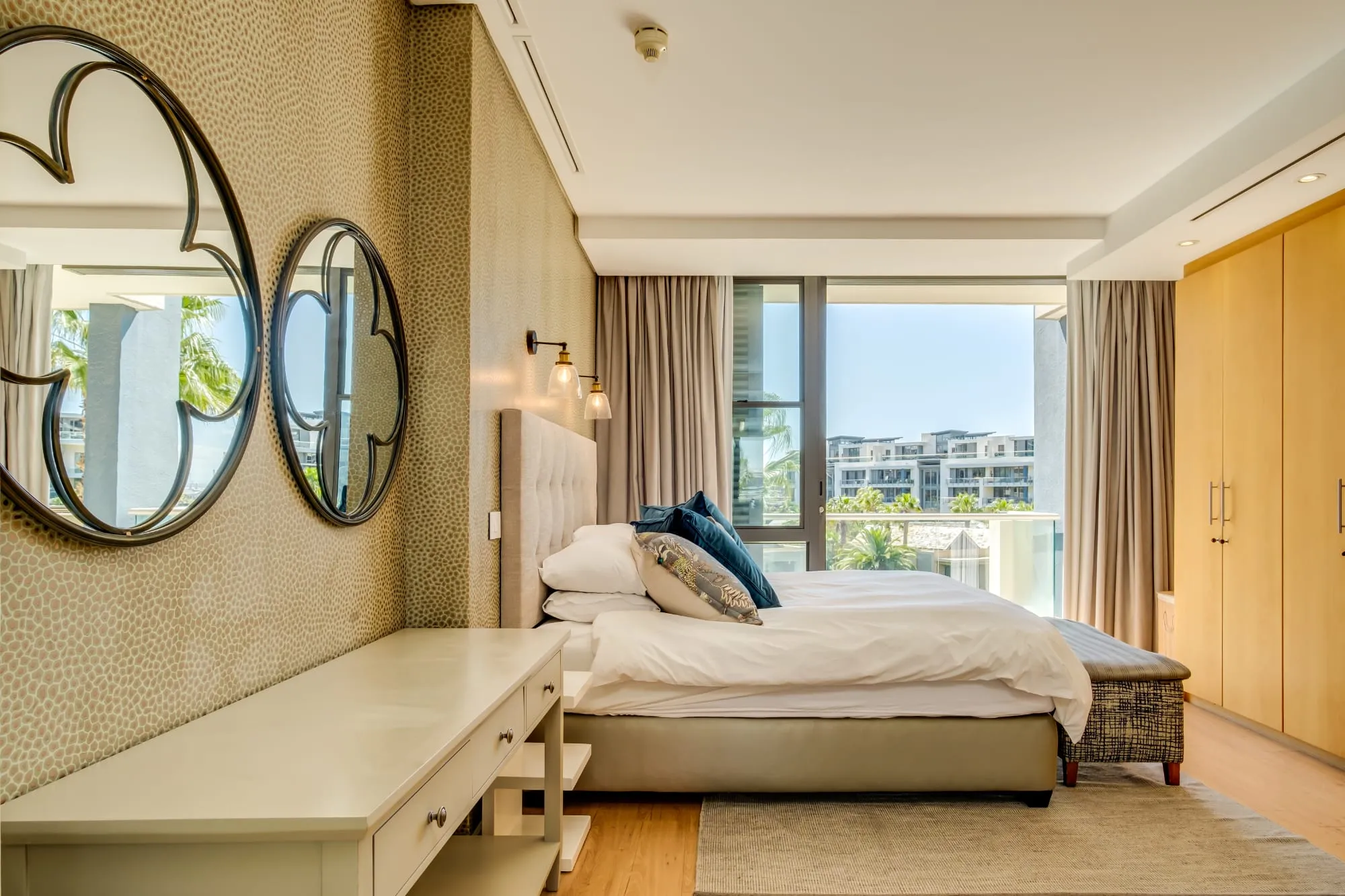 property_[object Object]_15