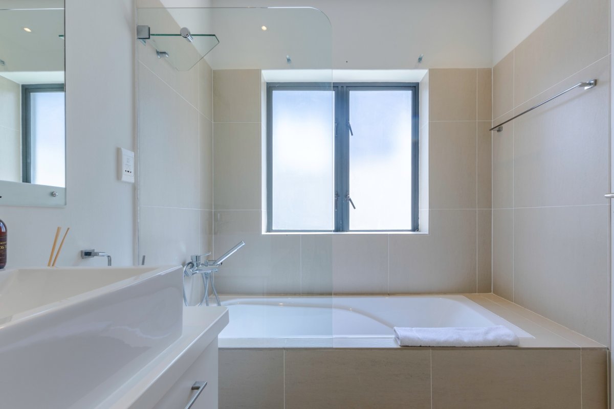 property_[object Object]_18