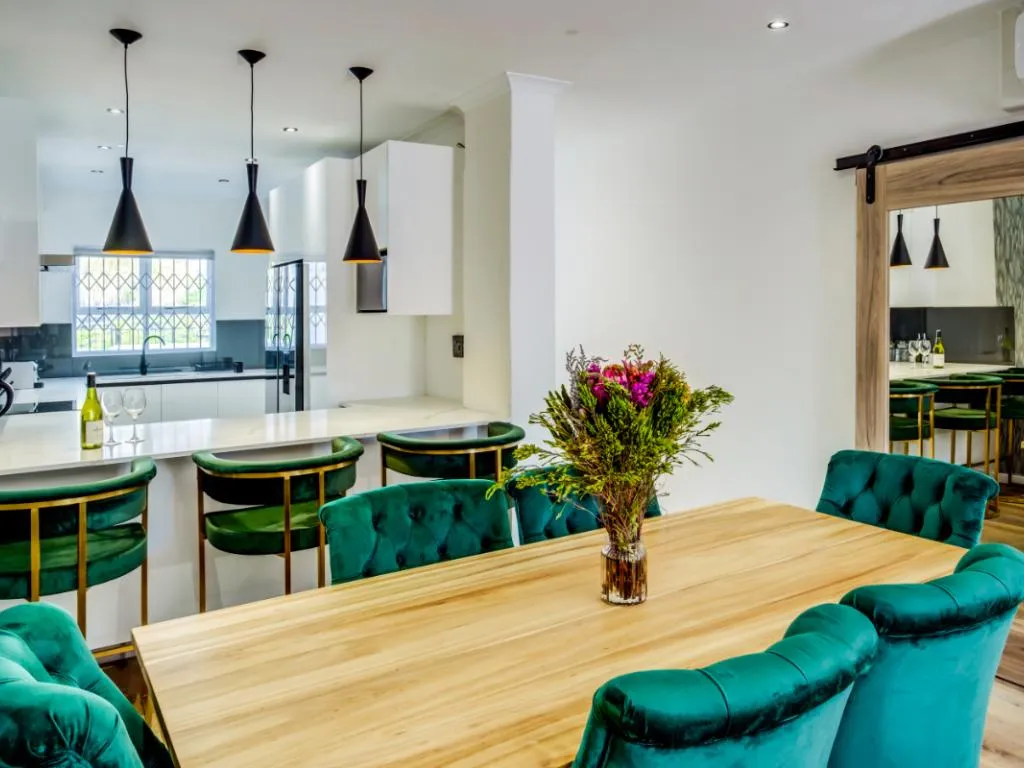 property_[object Object]_7