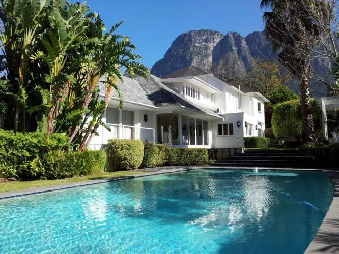 Fernwood Villa, Newlands