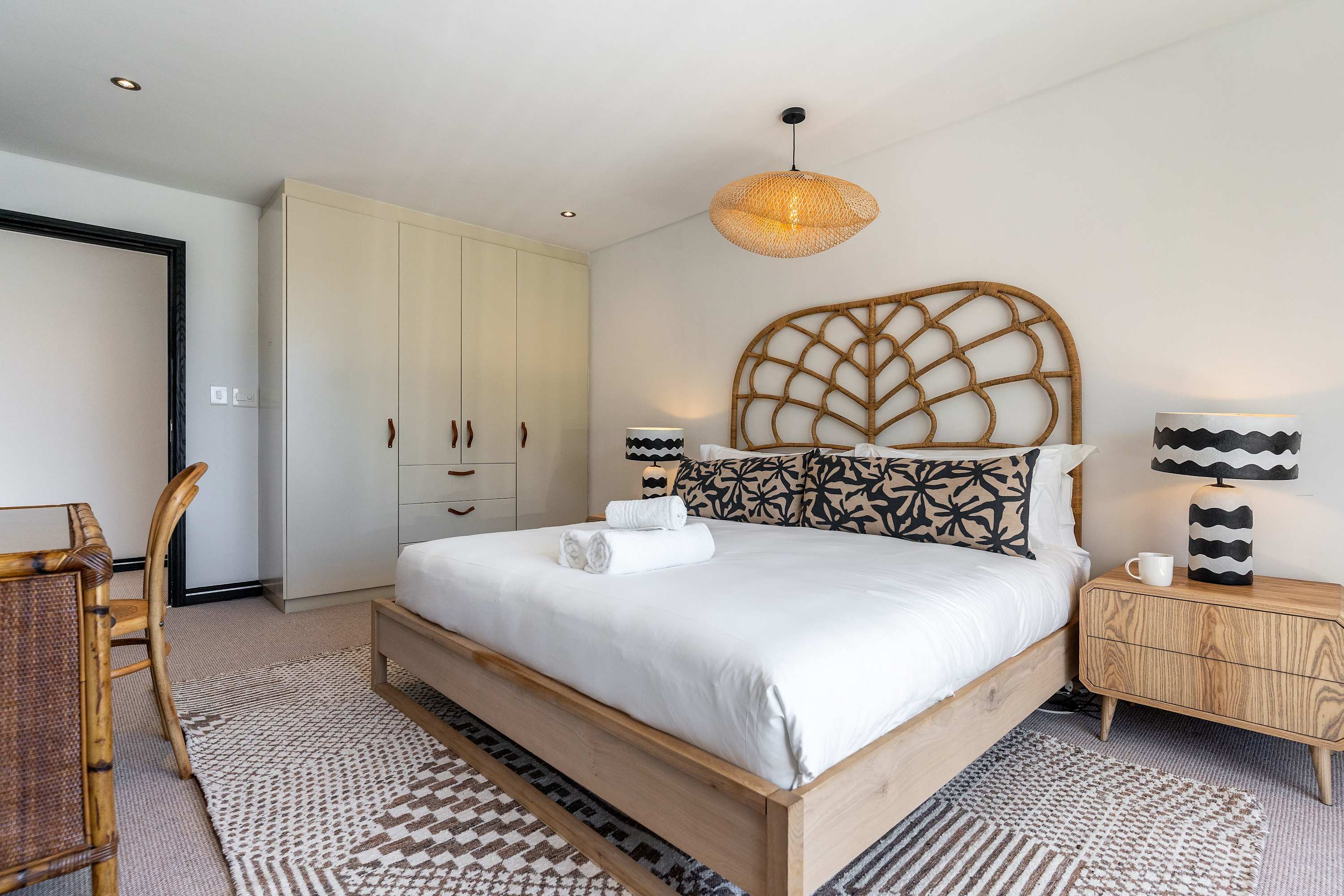 property_[object Object]_32