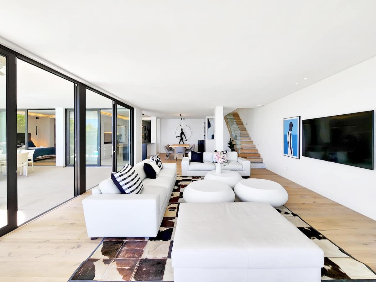 property_[object Object]_9