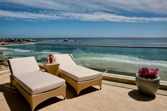 The Palm Victoria, Clifton
