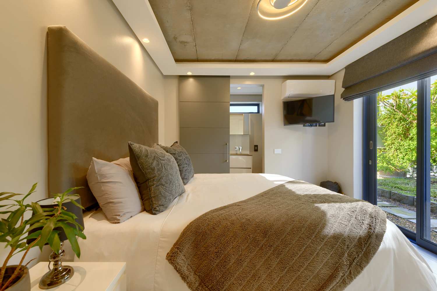 property_[object Object]_29