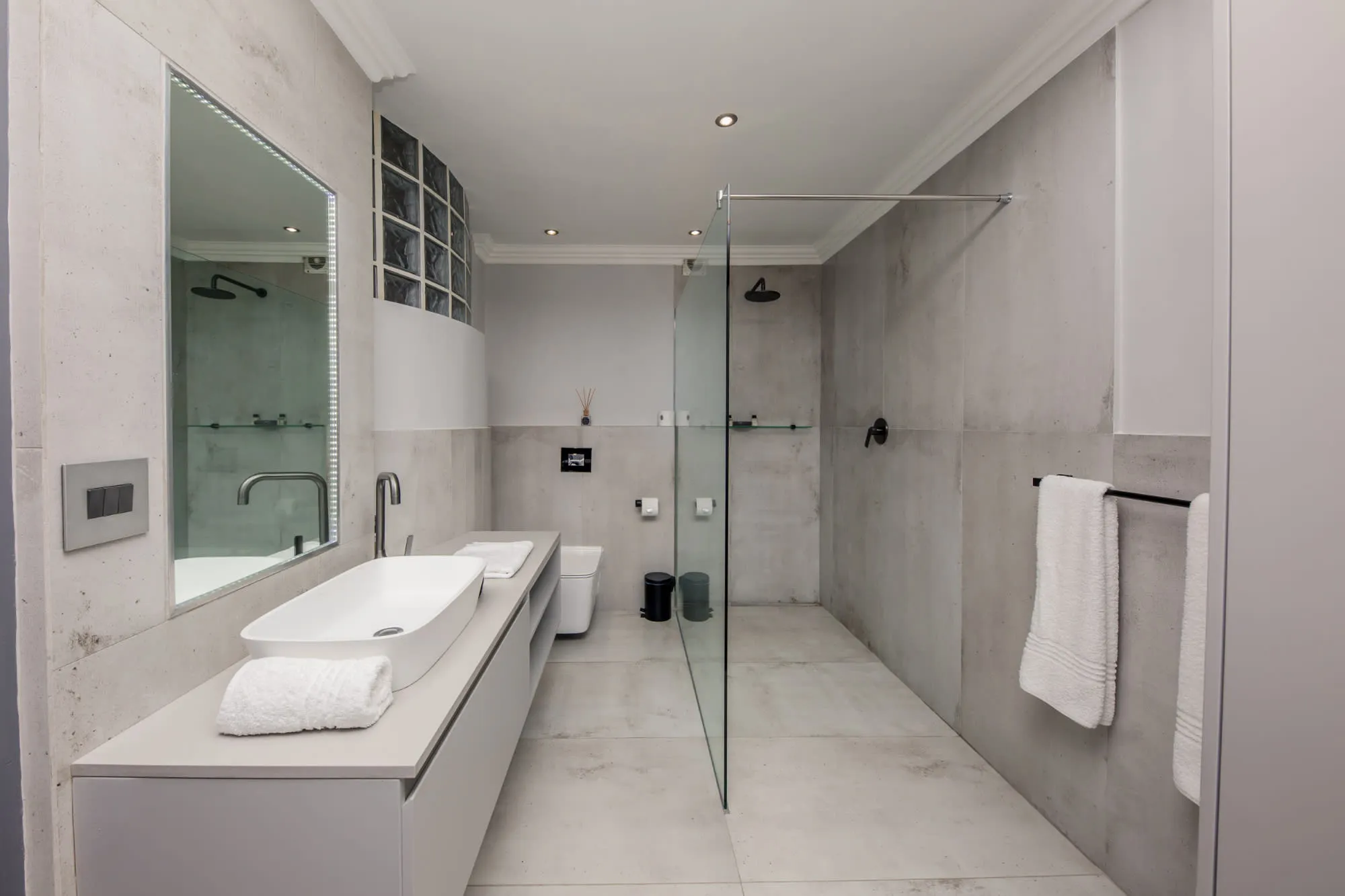 property_[object Object]_11