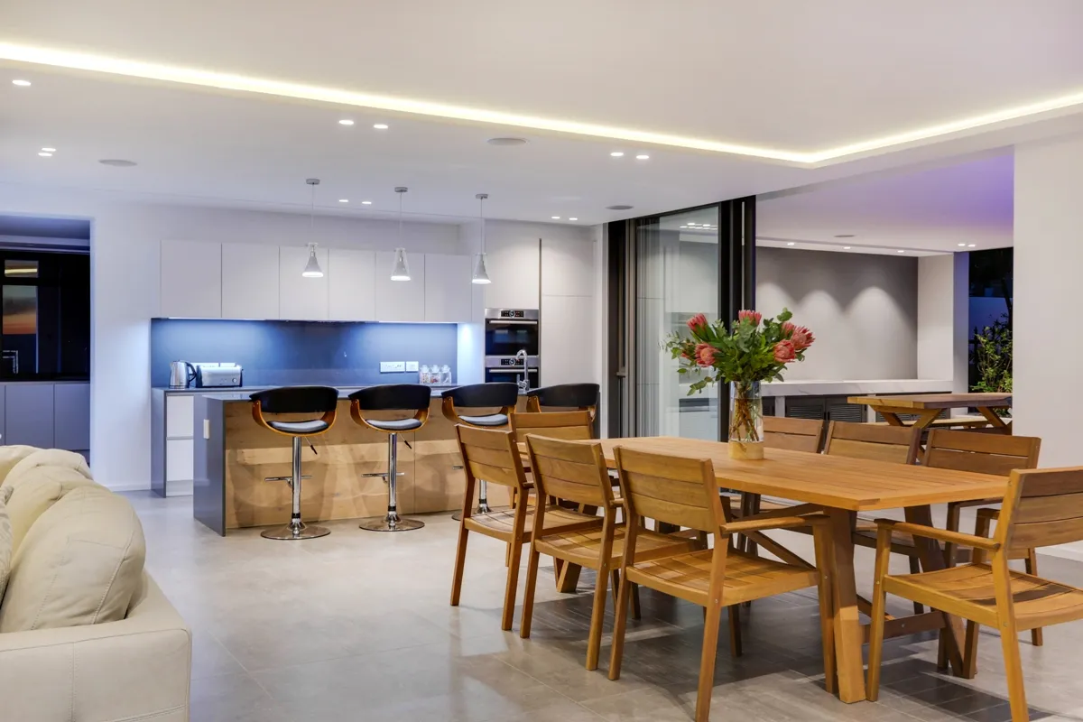 property_[object Object]_16