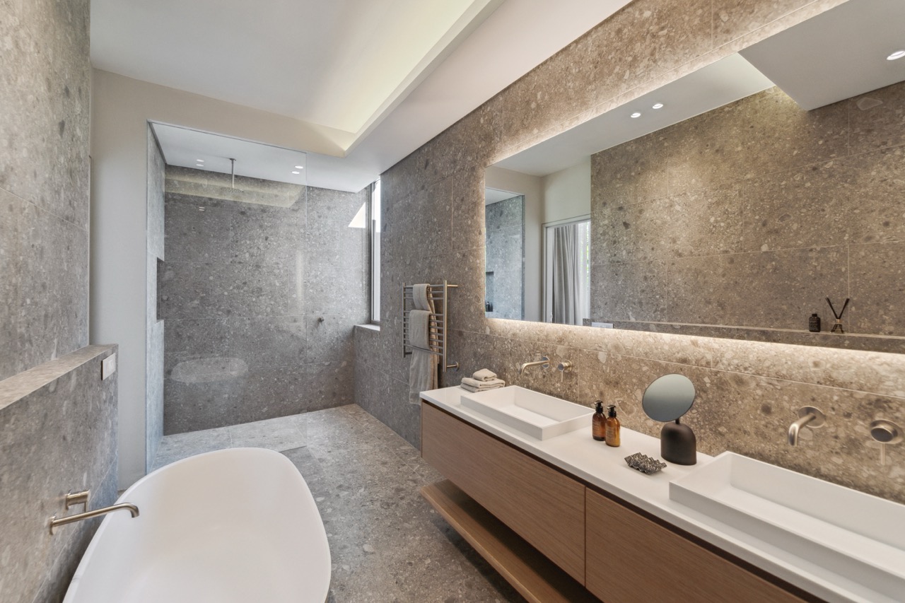 property_[object Object]_3