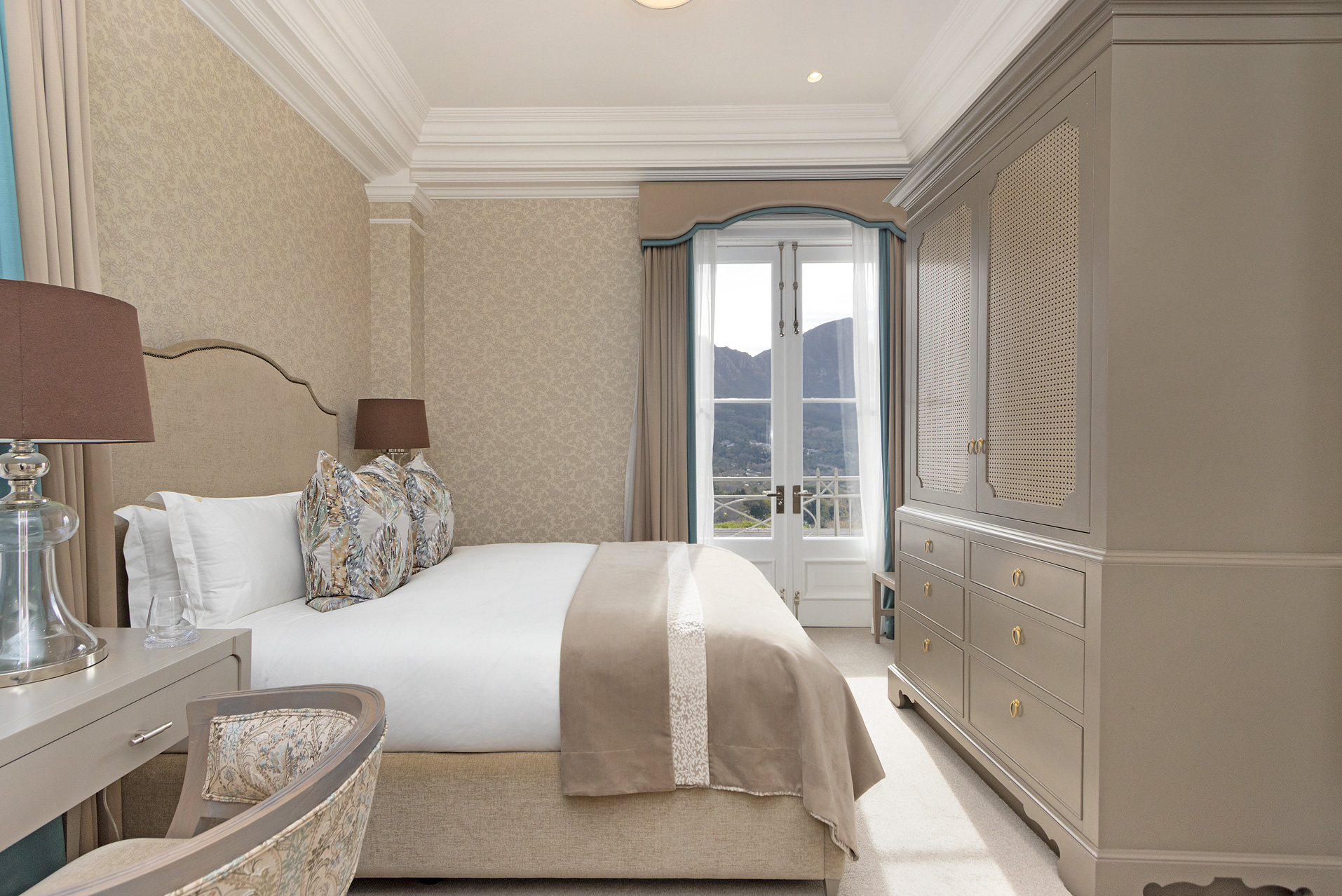 property_[object Object]_15