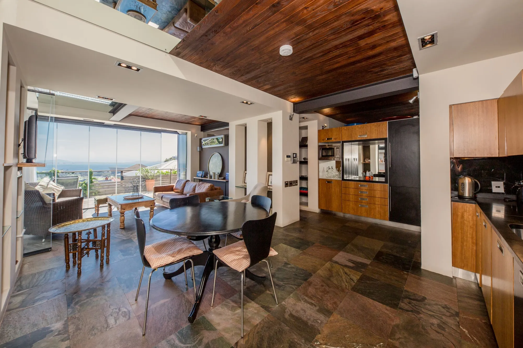 property_[object Object]_19