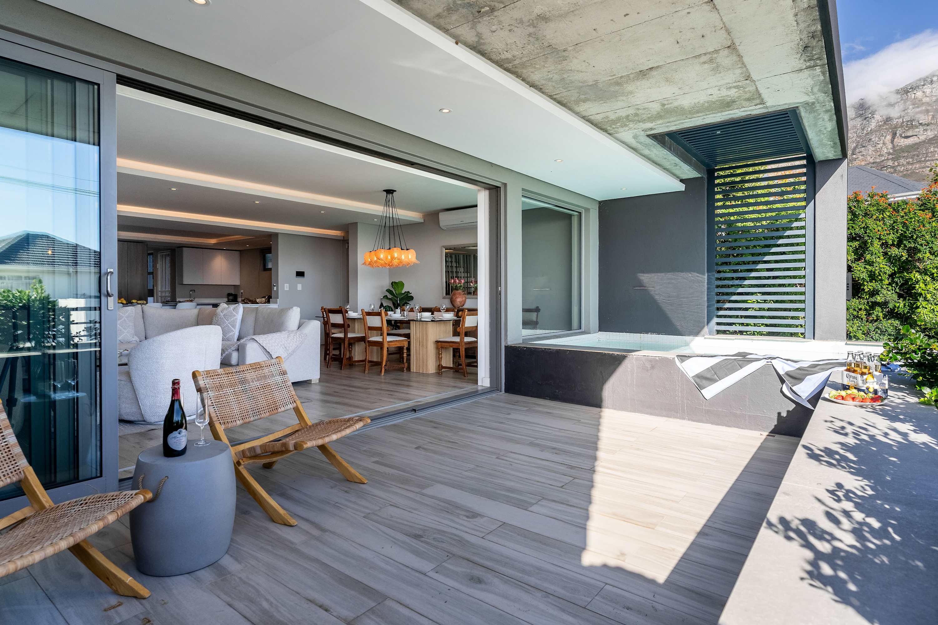 property_[object Object]_6