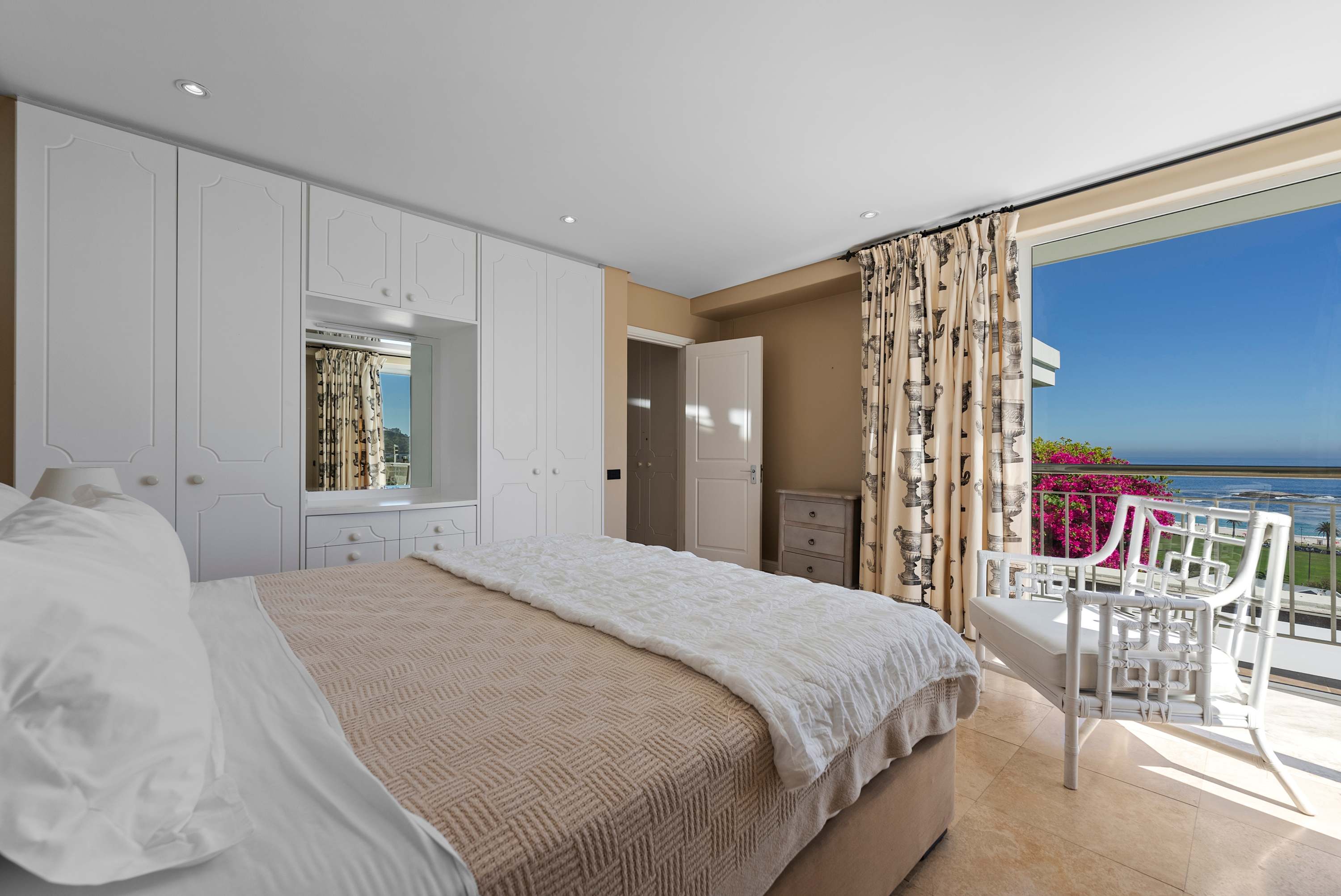 property_[object Object]_36