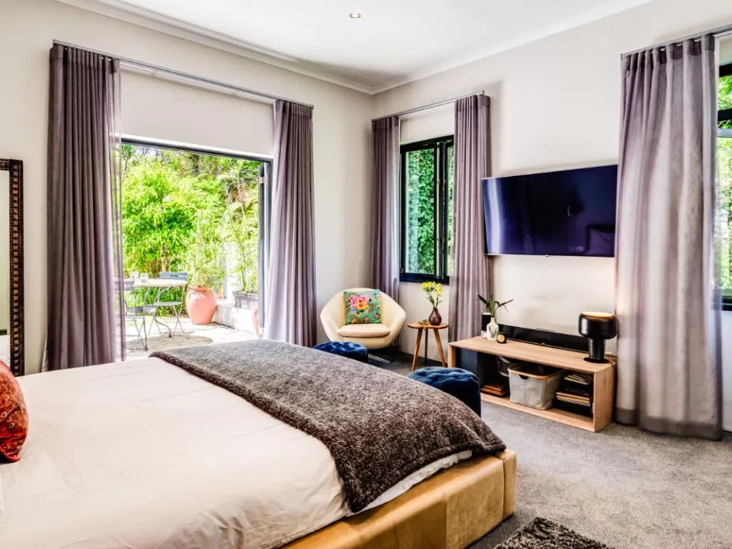 property_[object Object]_6