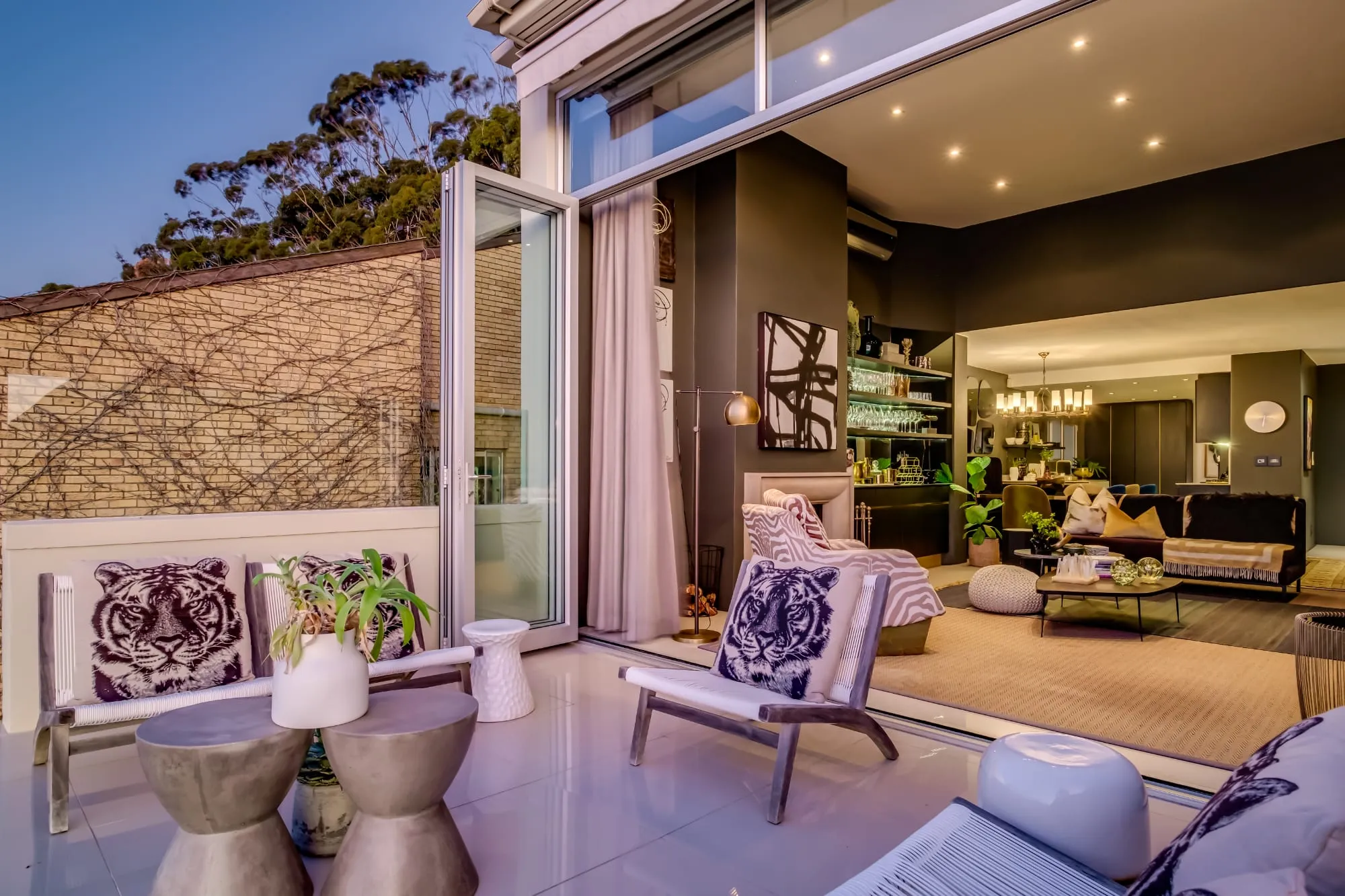 property_[object Object]_4