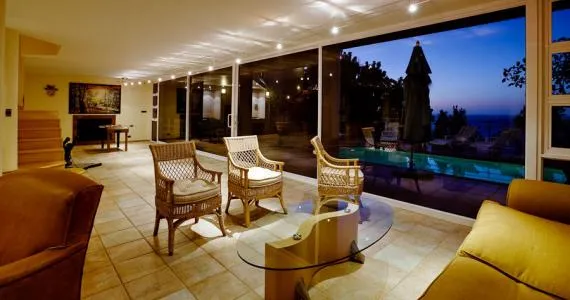 property_[object Object]_12