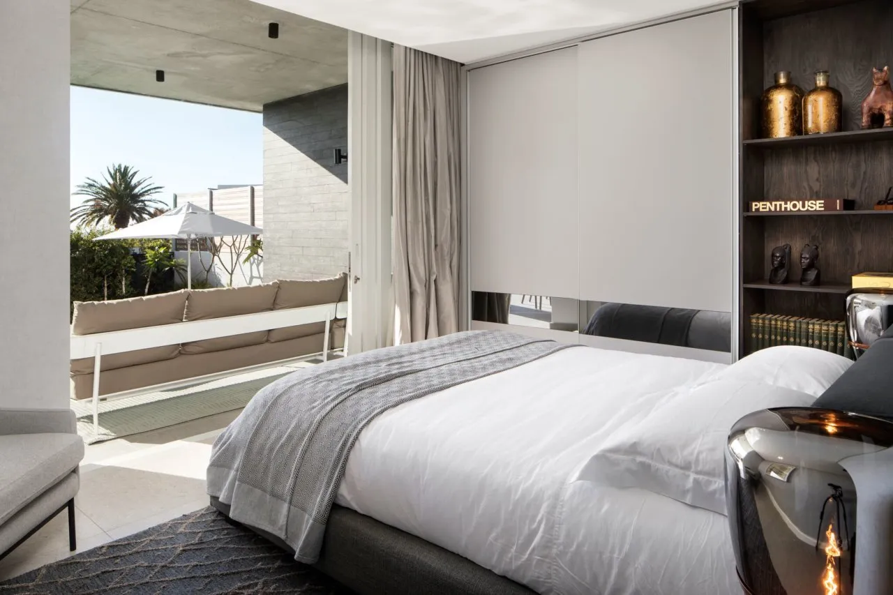 property_[object Object]_16