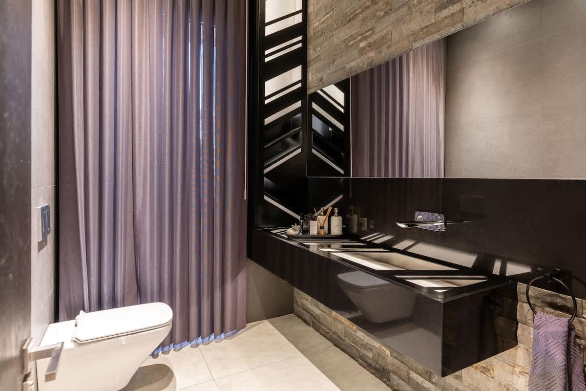 property_[object Object]_26