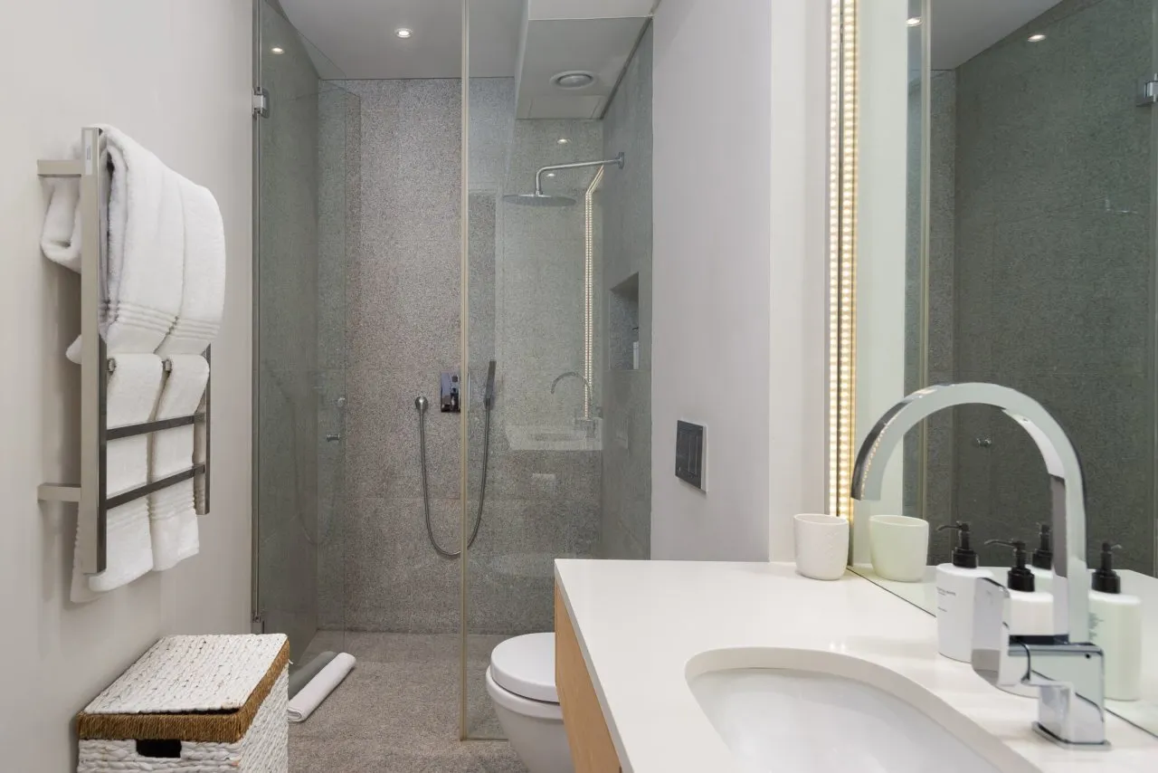 property_[object Object]_4