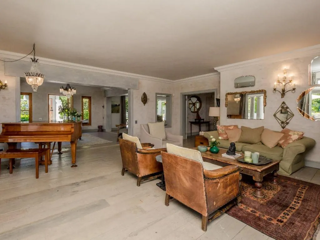 property_[object Object]_19