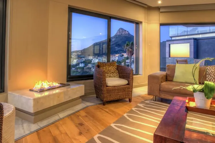 Houghton Heights 3 Bed, Camps Bay