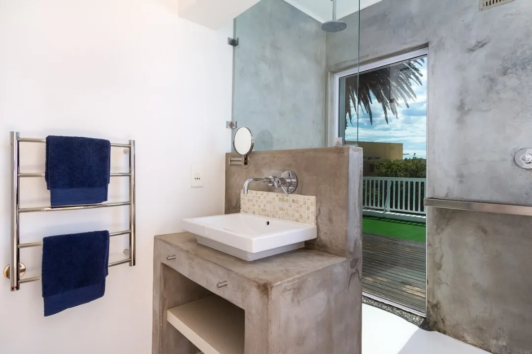 property_[object Object]_11