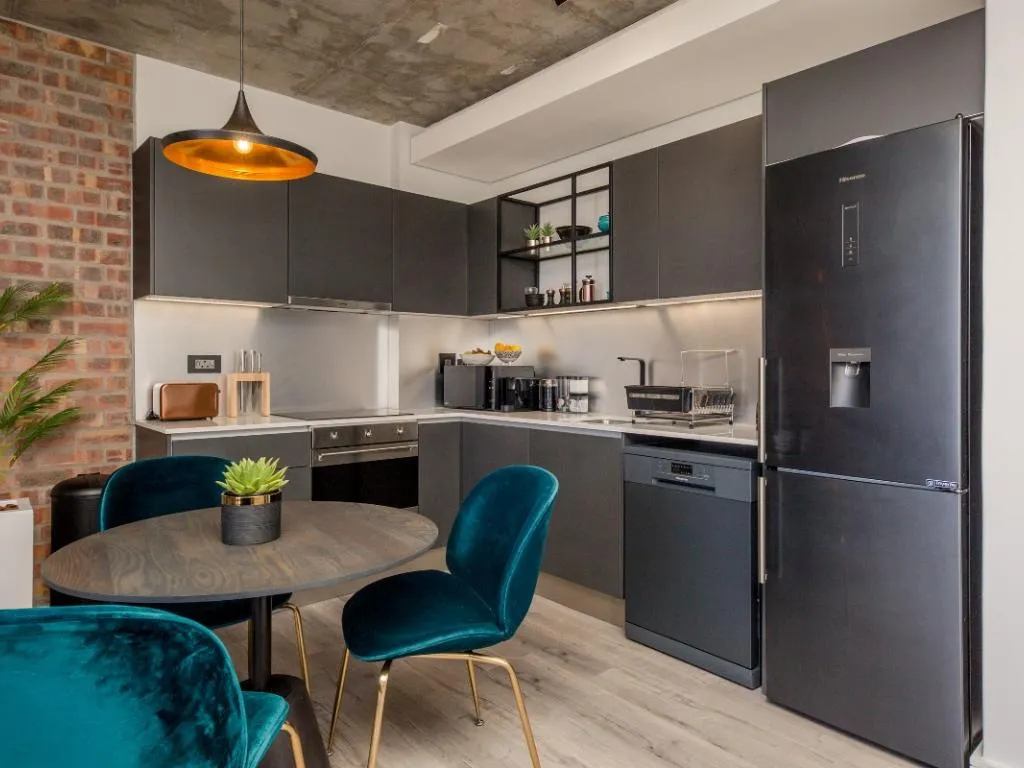 property_[object Object]_6