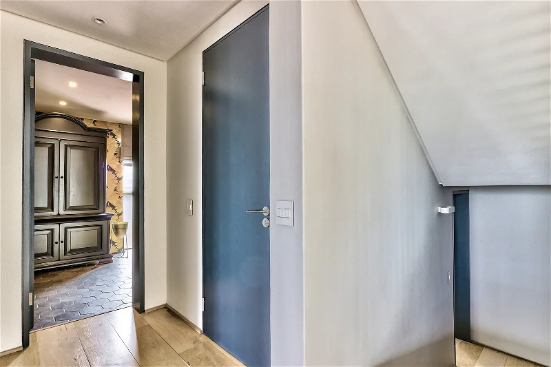 property_[object Object]_32