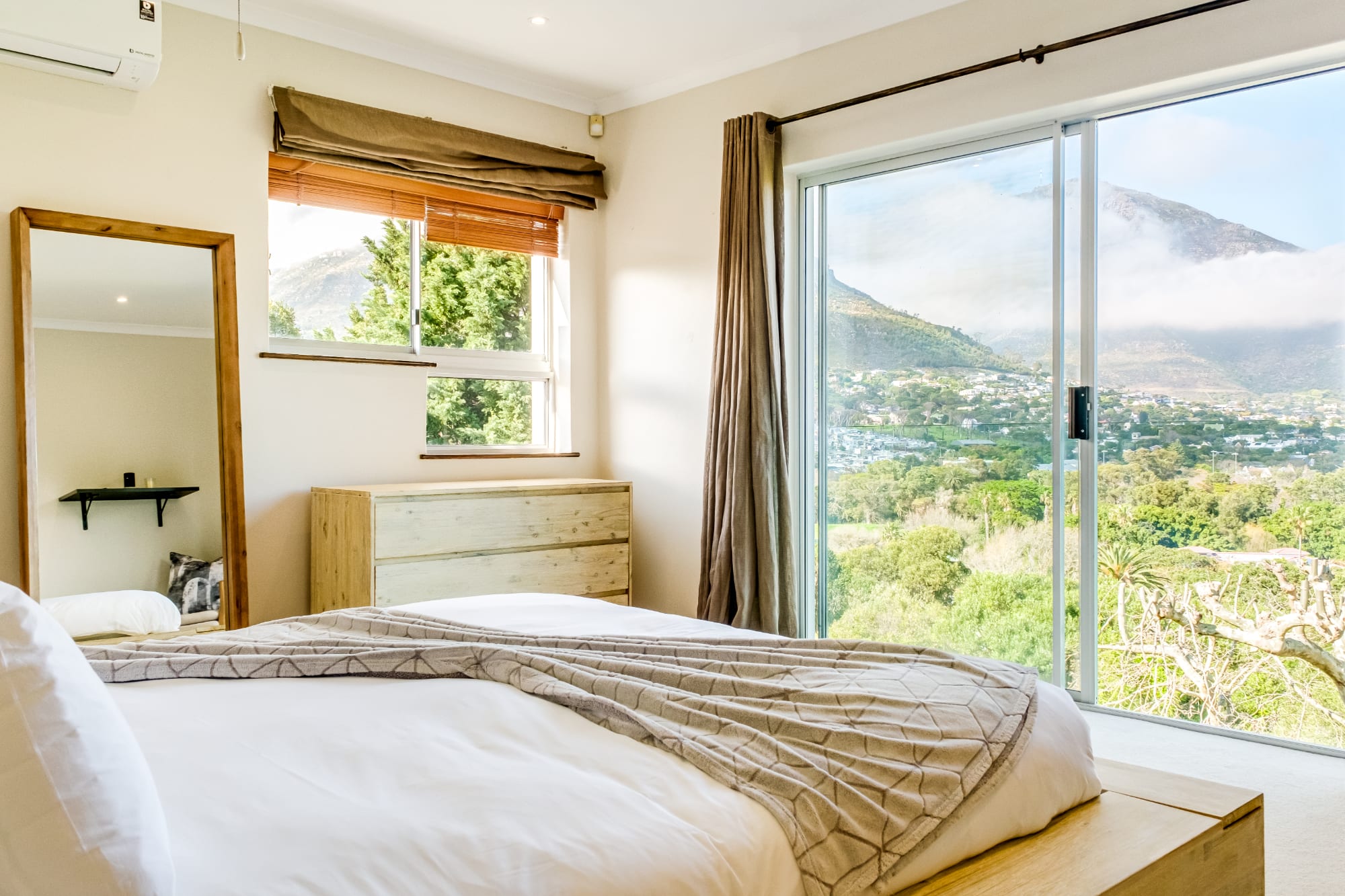 property_[object Object]_16