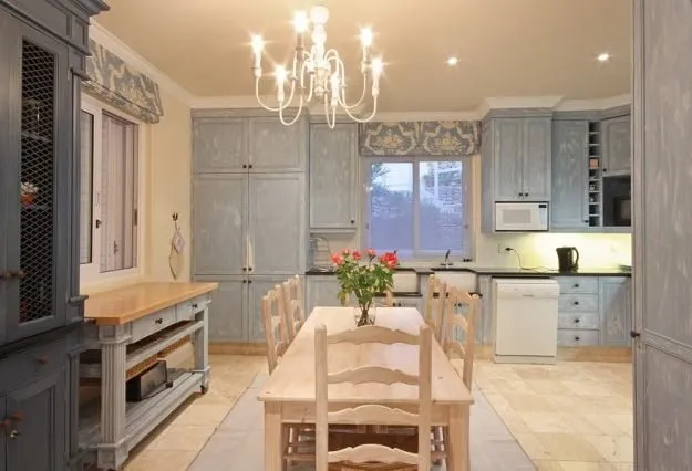 property_[object Object]_8