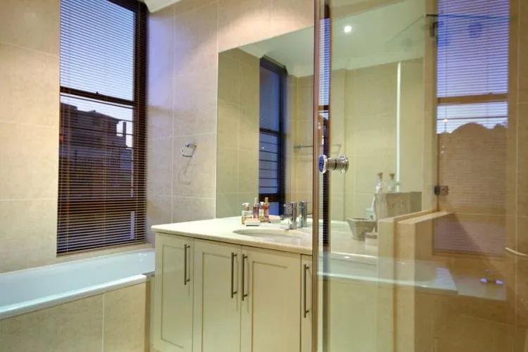 property_[object Object]_12