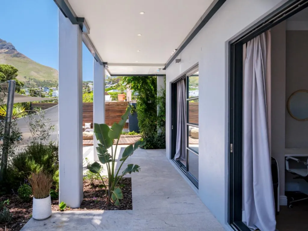 property_[object Object]_33