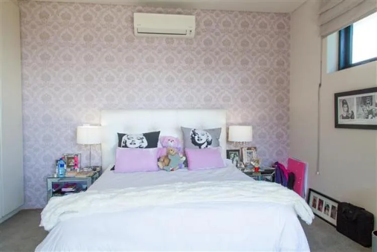 property_[object Object]_7