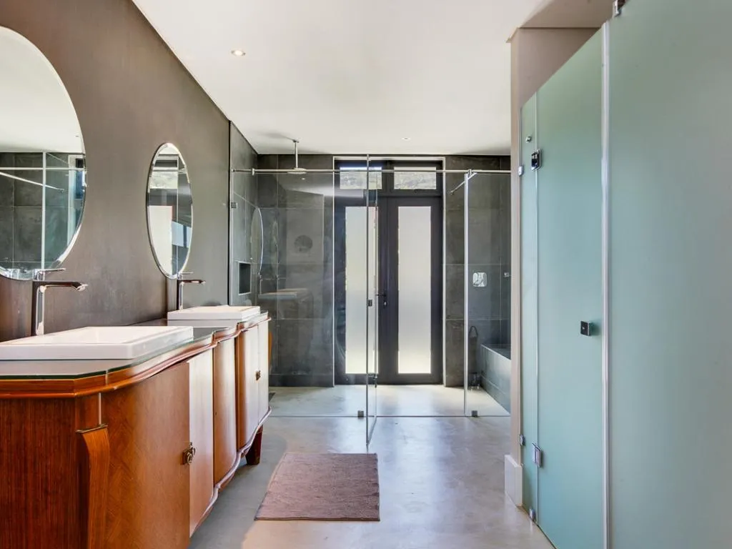 property_[object Object]_11