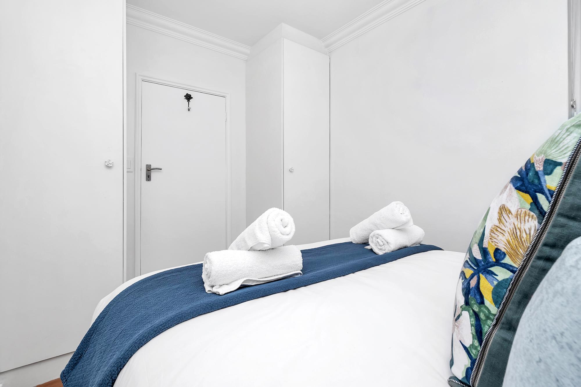 property_[object Object]_16