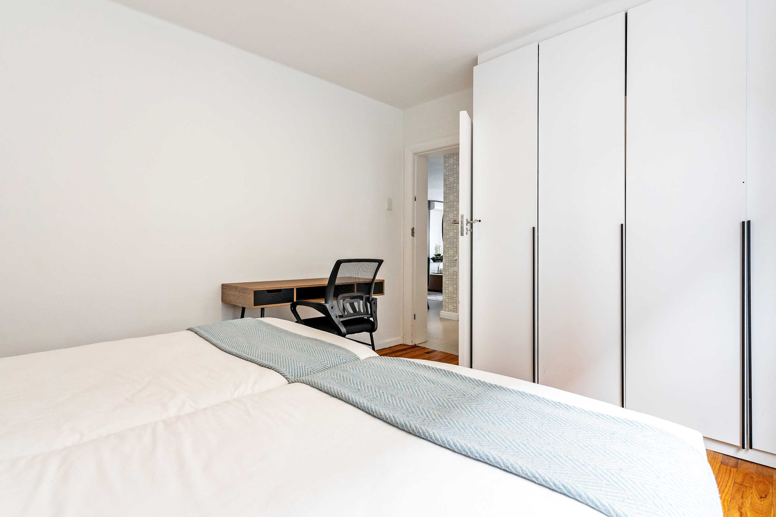 property_[object Object]_23