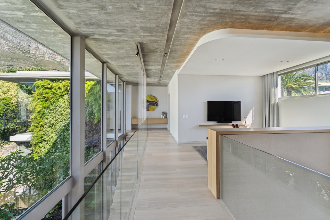 property_[object Object]_7