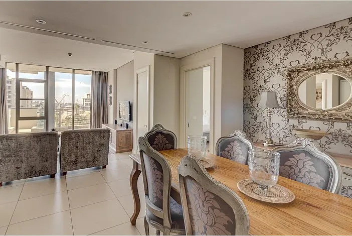 property_[object Object]_5