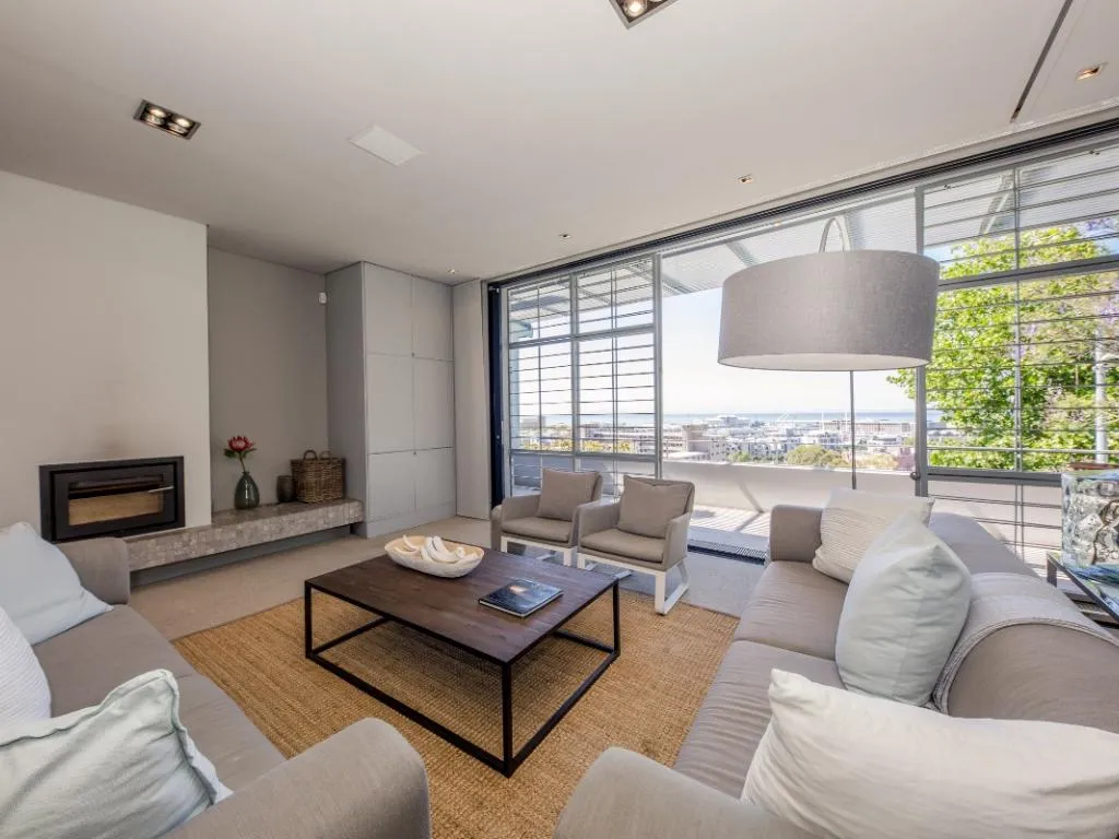 property_[object Object]_12