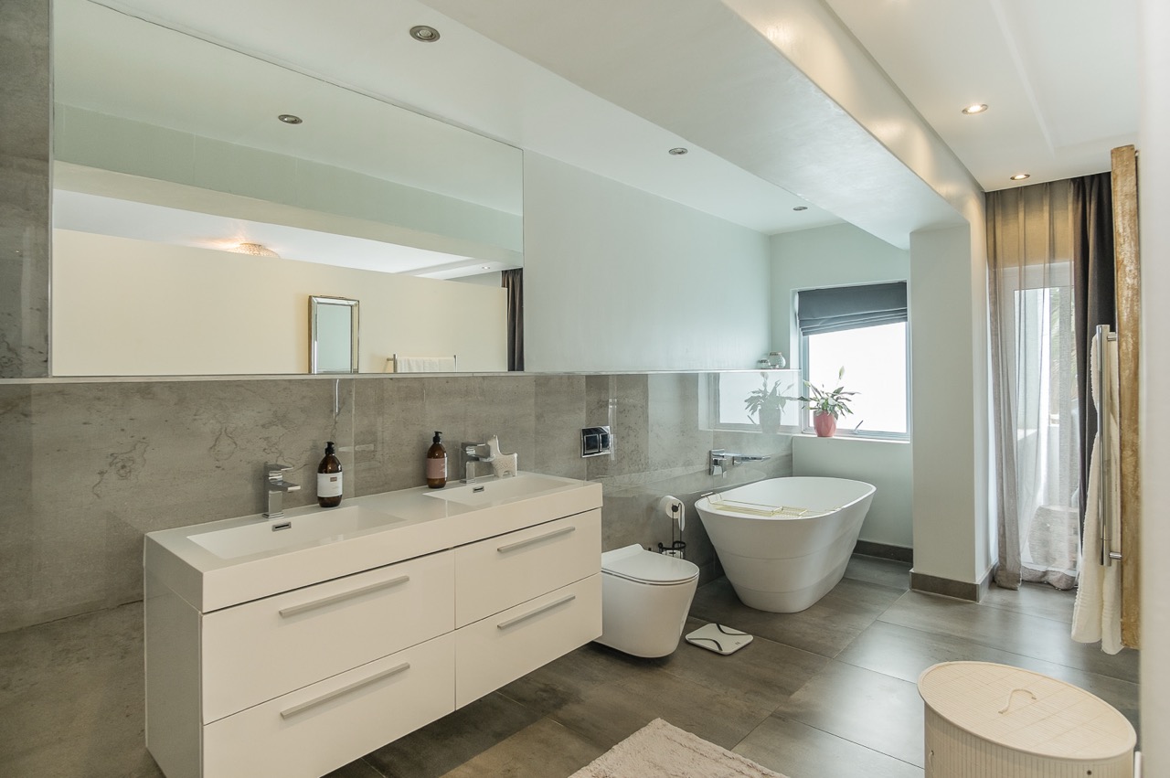 property_[object Object]_33