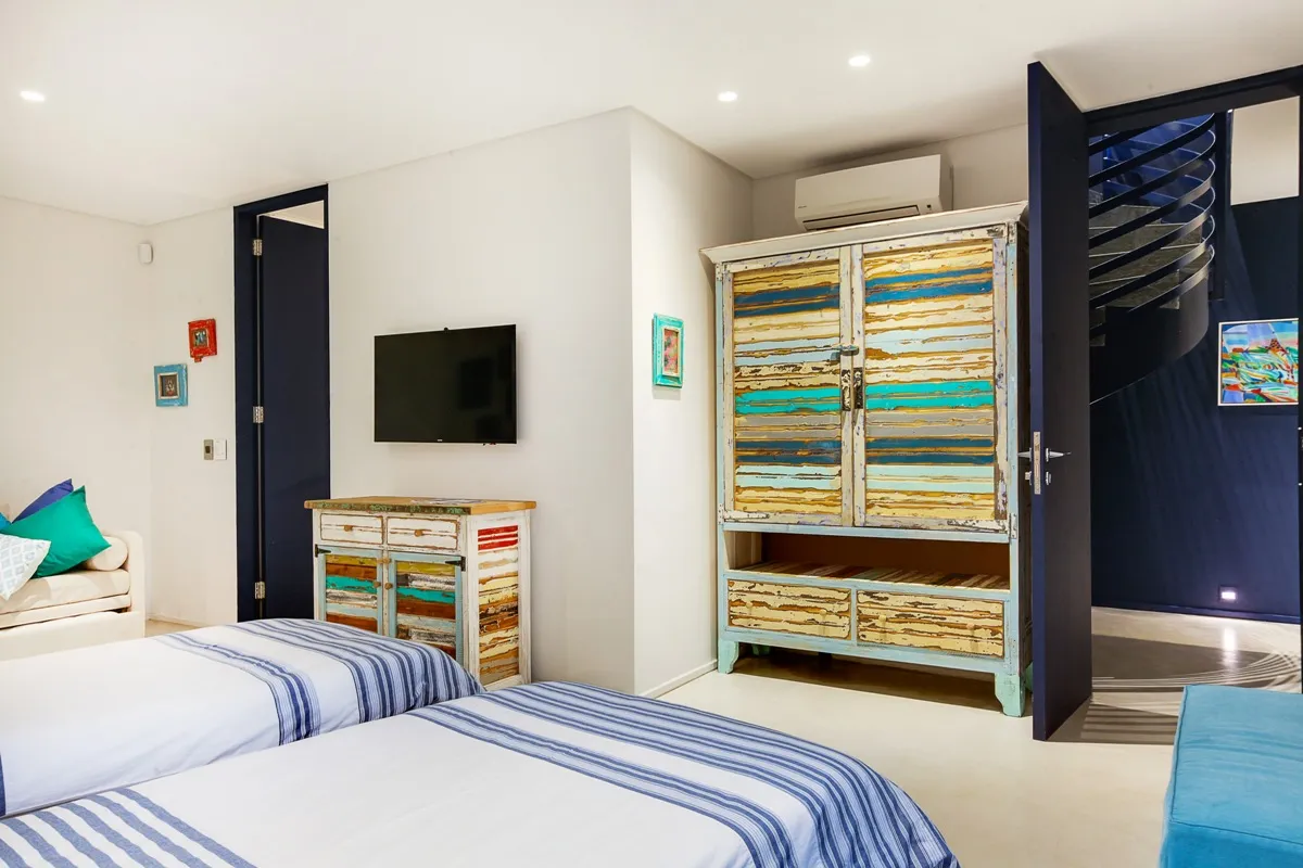 property_[object Object]_8