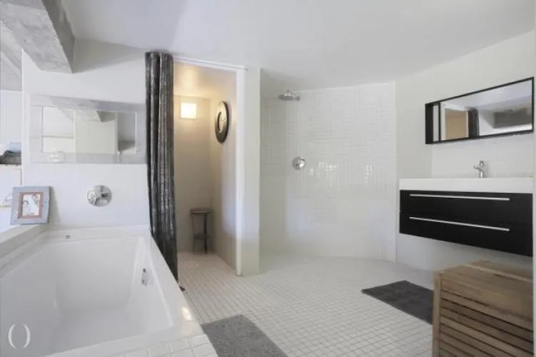 property_[object Object]_6