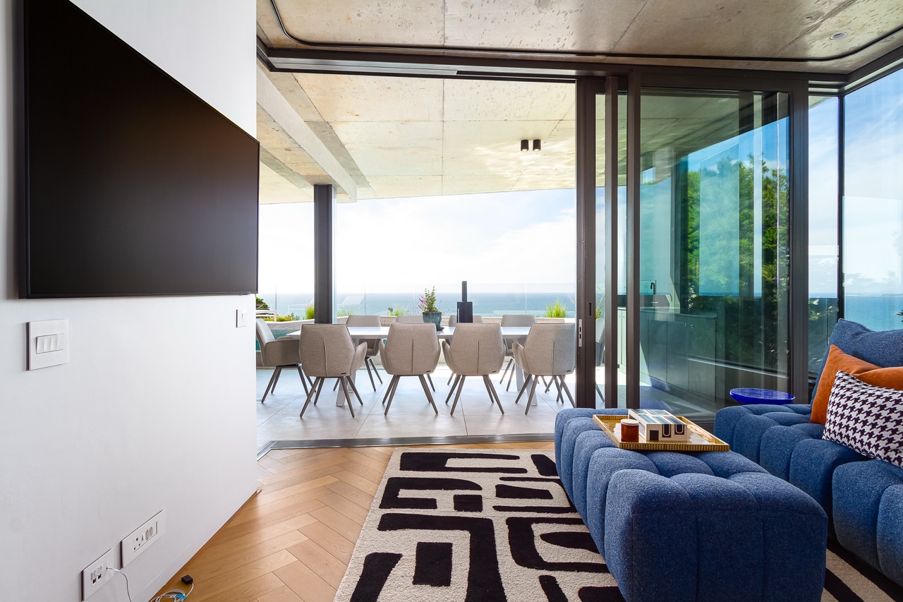 property_[object Object]_24