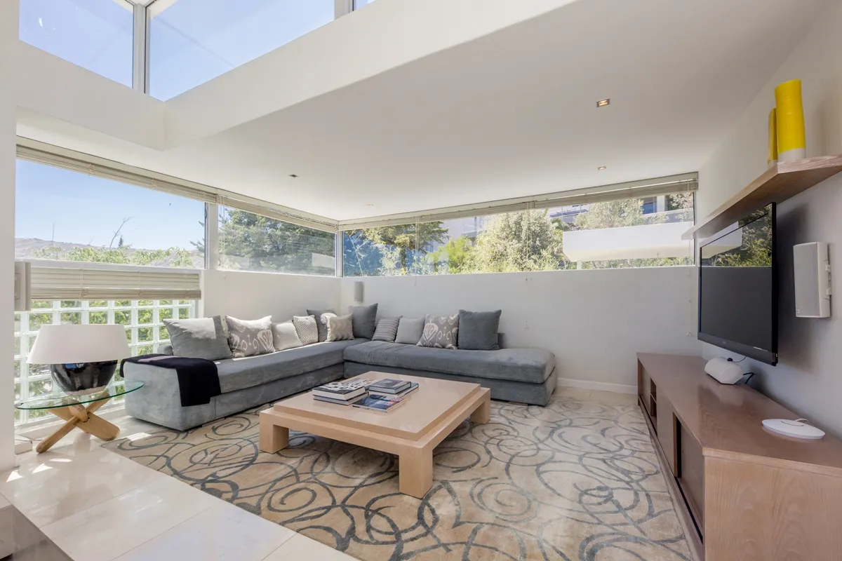 property_[object Object]_6