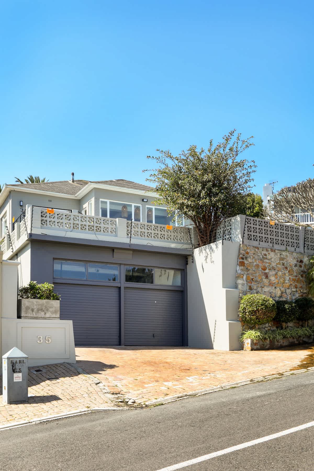 property_[object Object]_25