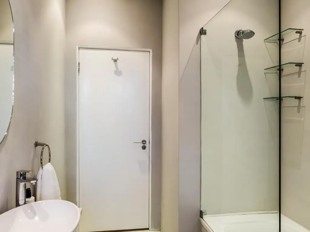 property_[object Object]_18