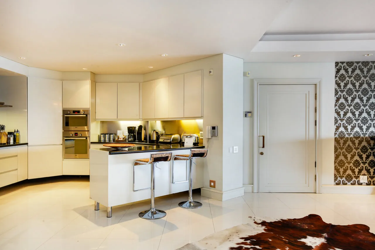 property_[object Object]_17