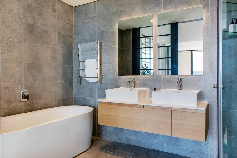 property_[object Object]_17