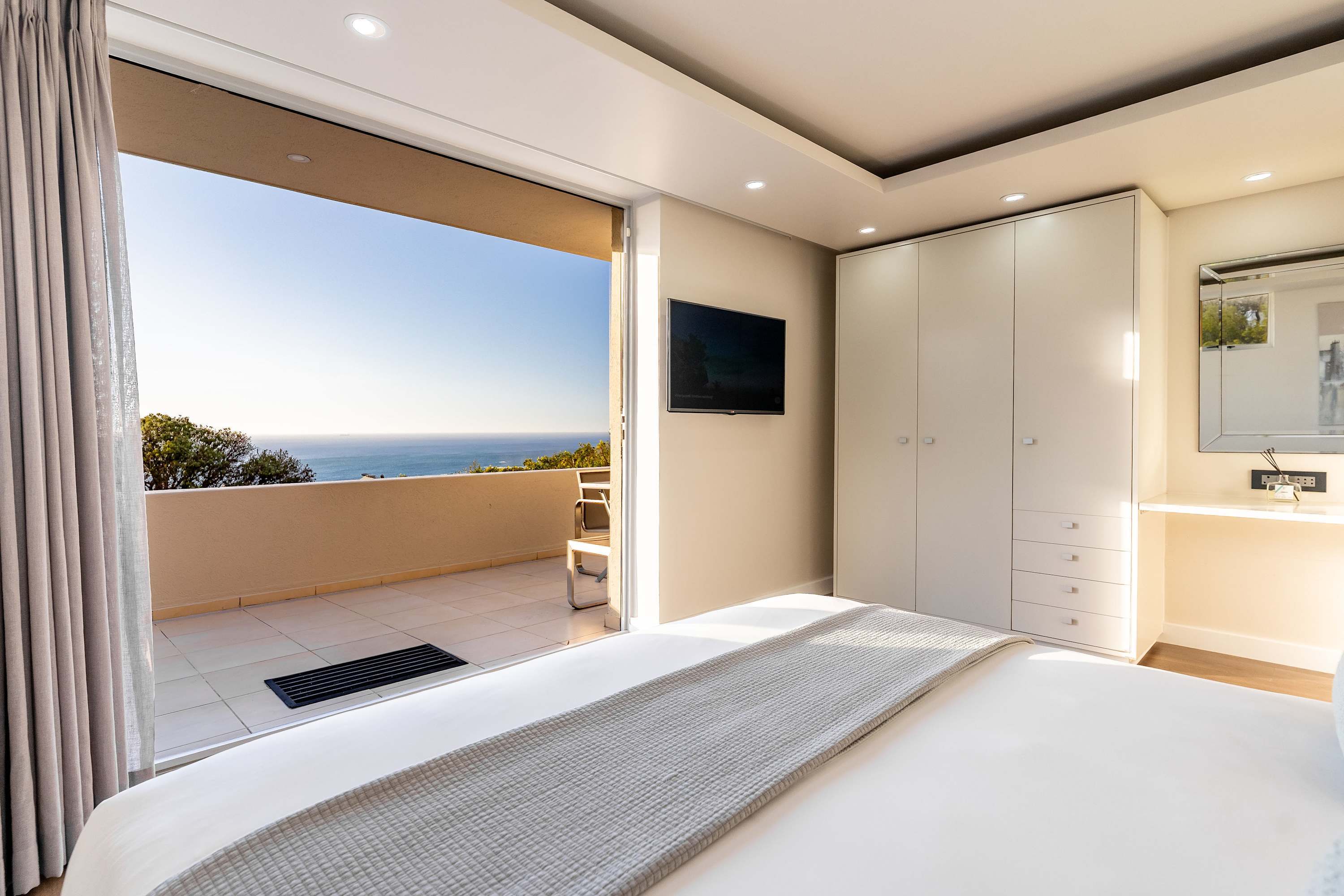 property_[object Object]_24