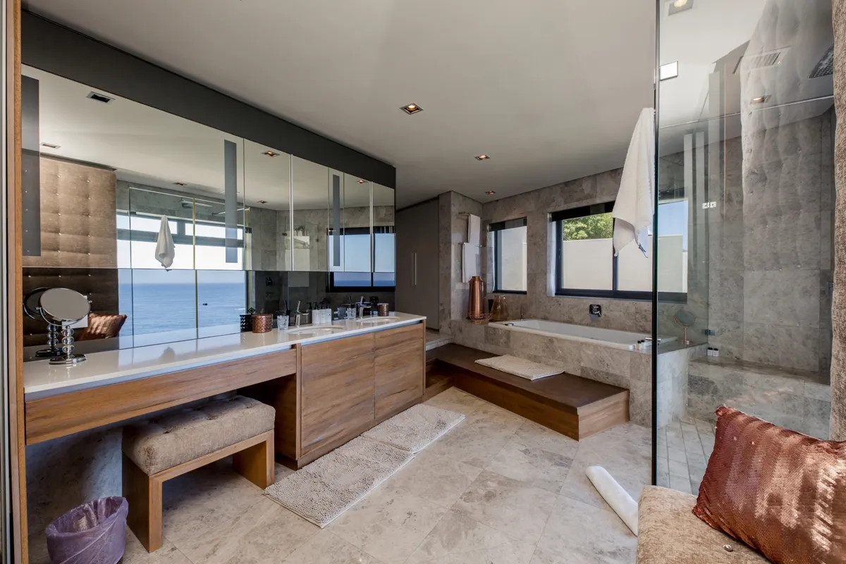 property_[object Object]_6