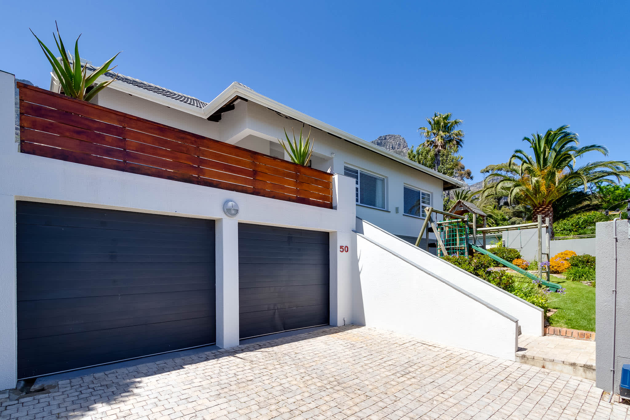 property_[object Object]_32